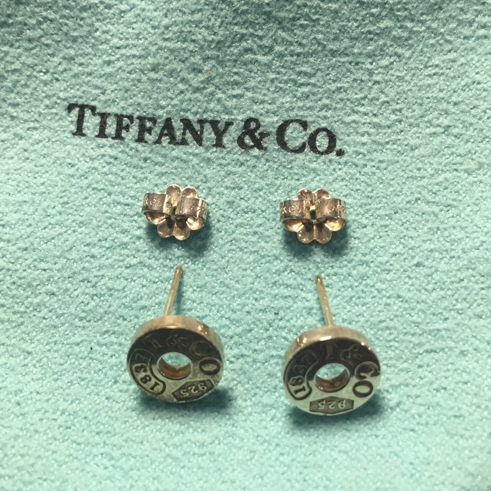 Tiffany Gold Round Stud Earrings